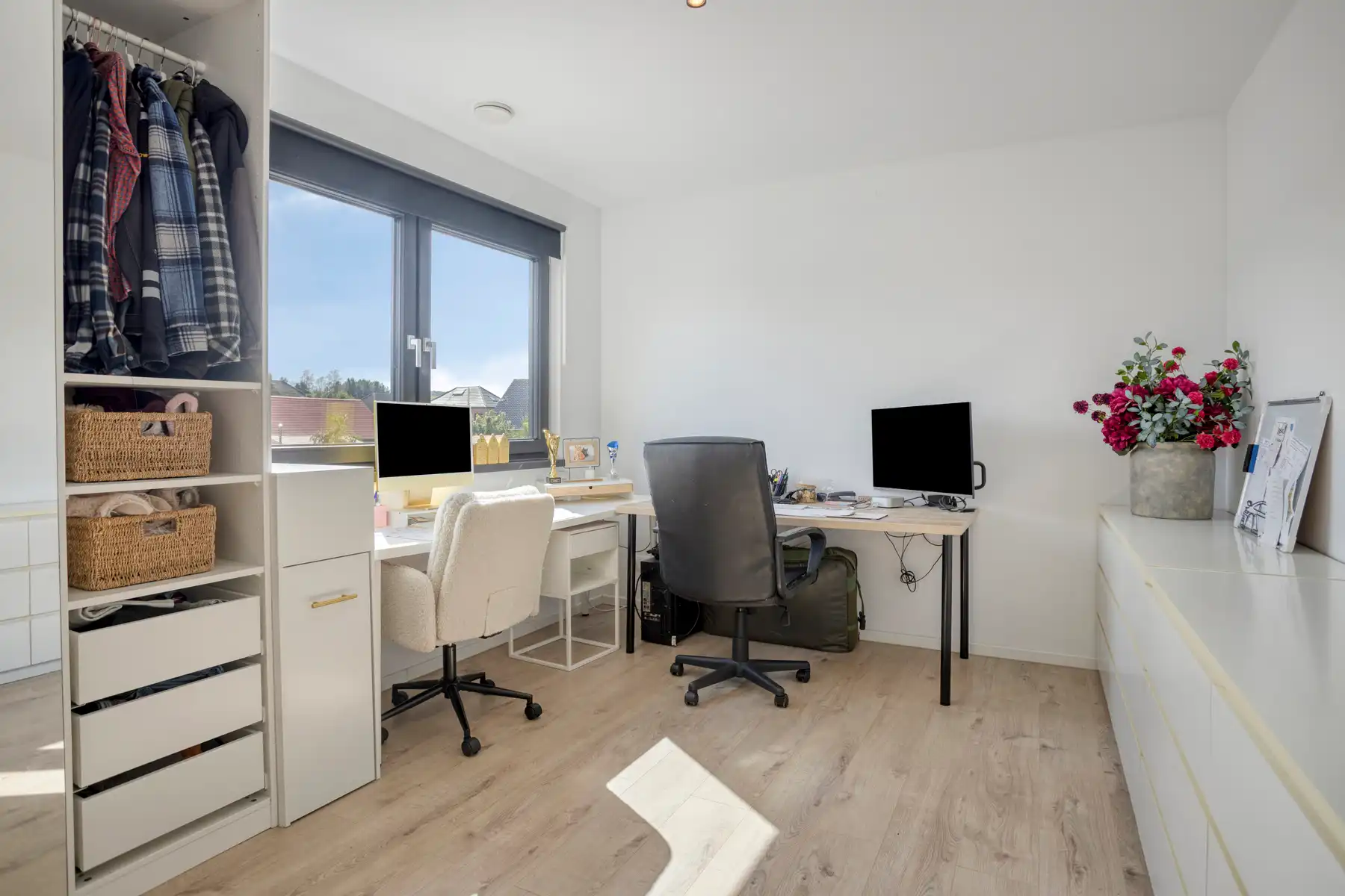 Volledig instapklare moderne halfopen woning in rustige wijk foto 25