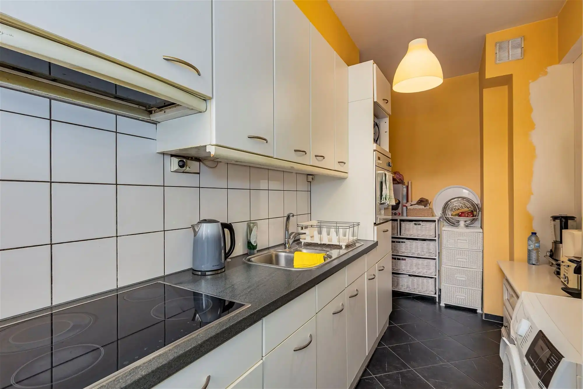 Zeer licht 3 slaapkamer appartement aan Rooseveltplaats en Opera foto 10