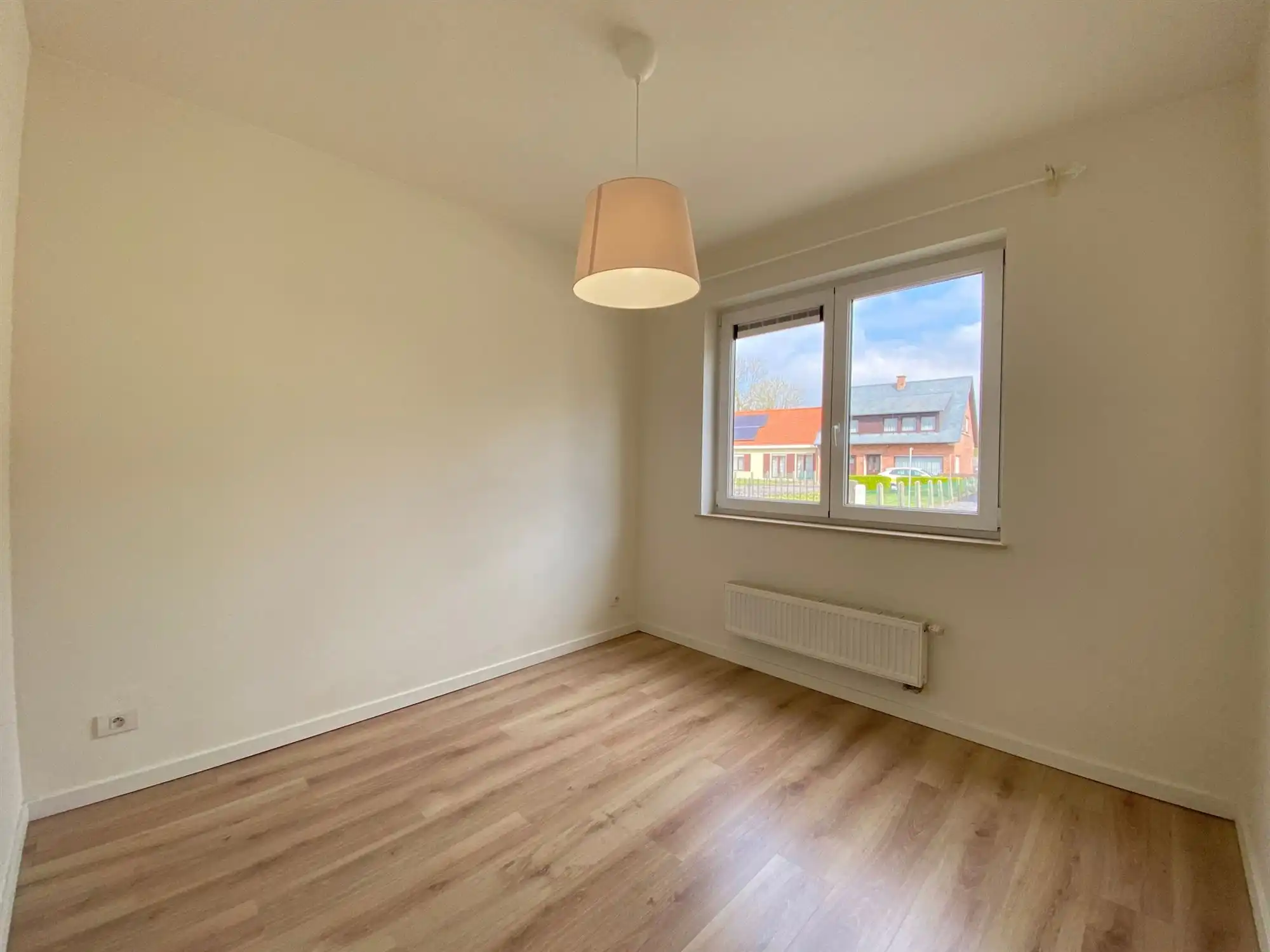 Gelijkvloers appartement met 2 slaapkamers en autostaanplaats  foto 12