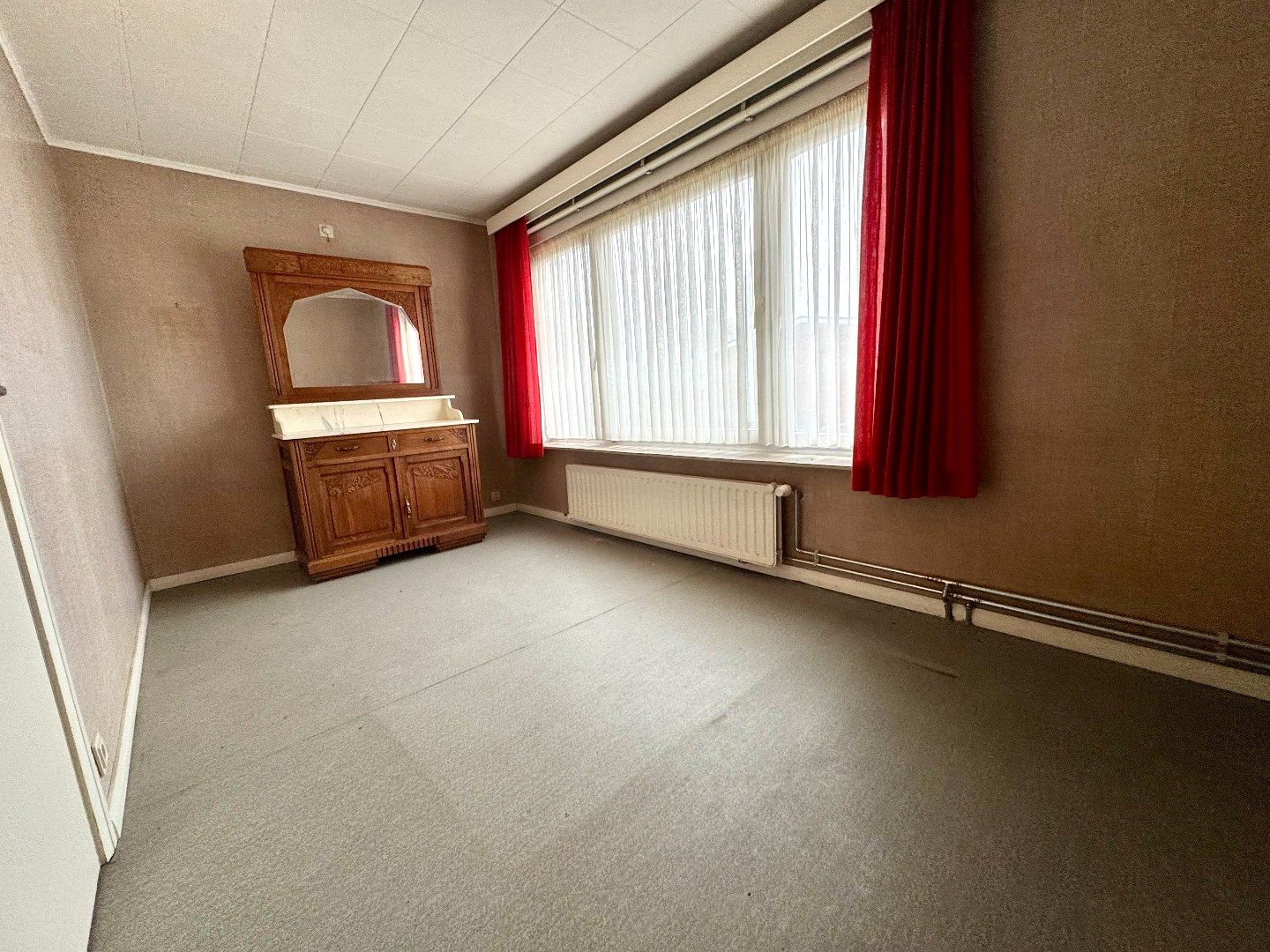 HALFOPEN WONING MET 3 SLPKS, TUIN EN GARAGE foto 12
