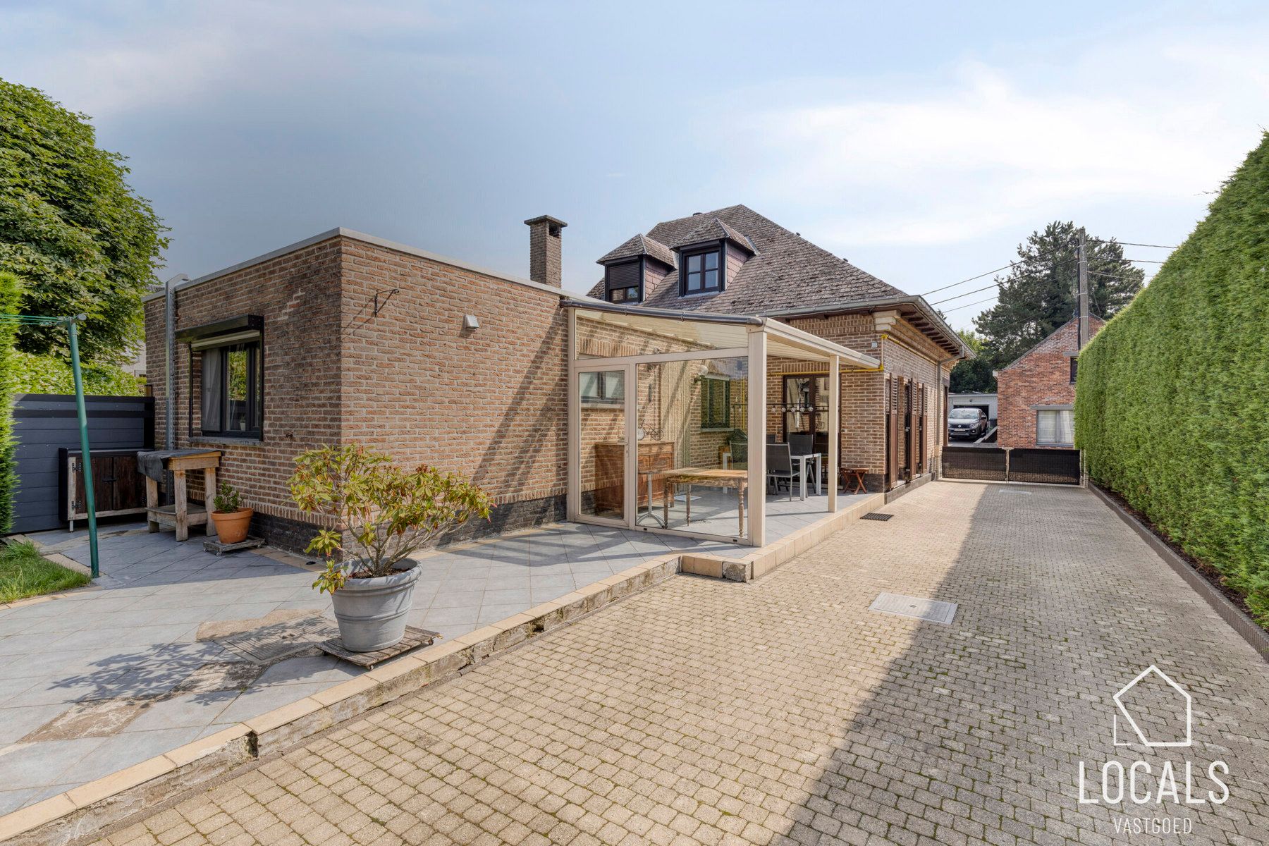 Mooie halfopen bebouwing met grote tuin in Denderhoutem foto 26