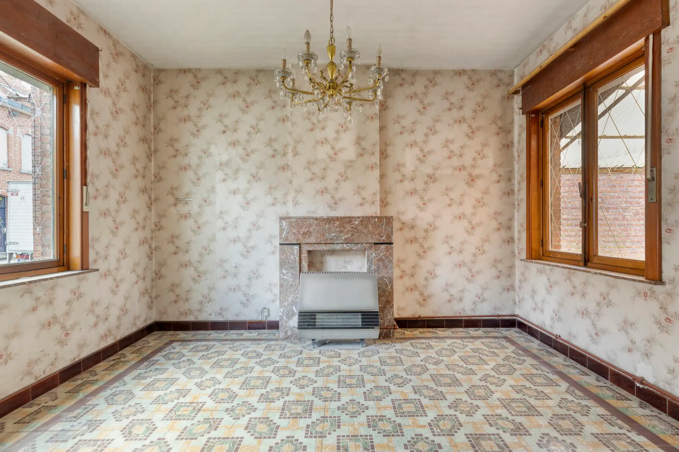 Te renoveren woning met zeer grote tuin op rustige ligging foto 4