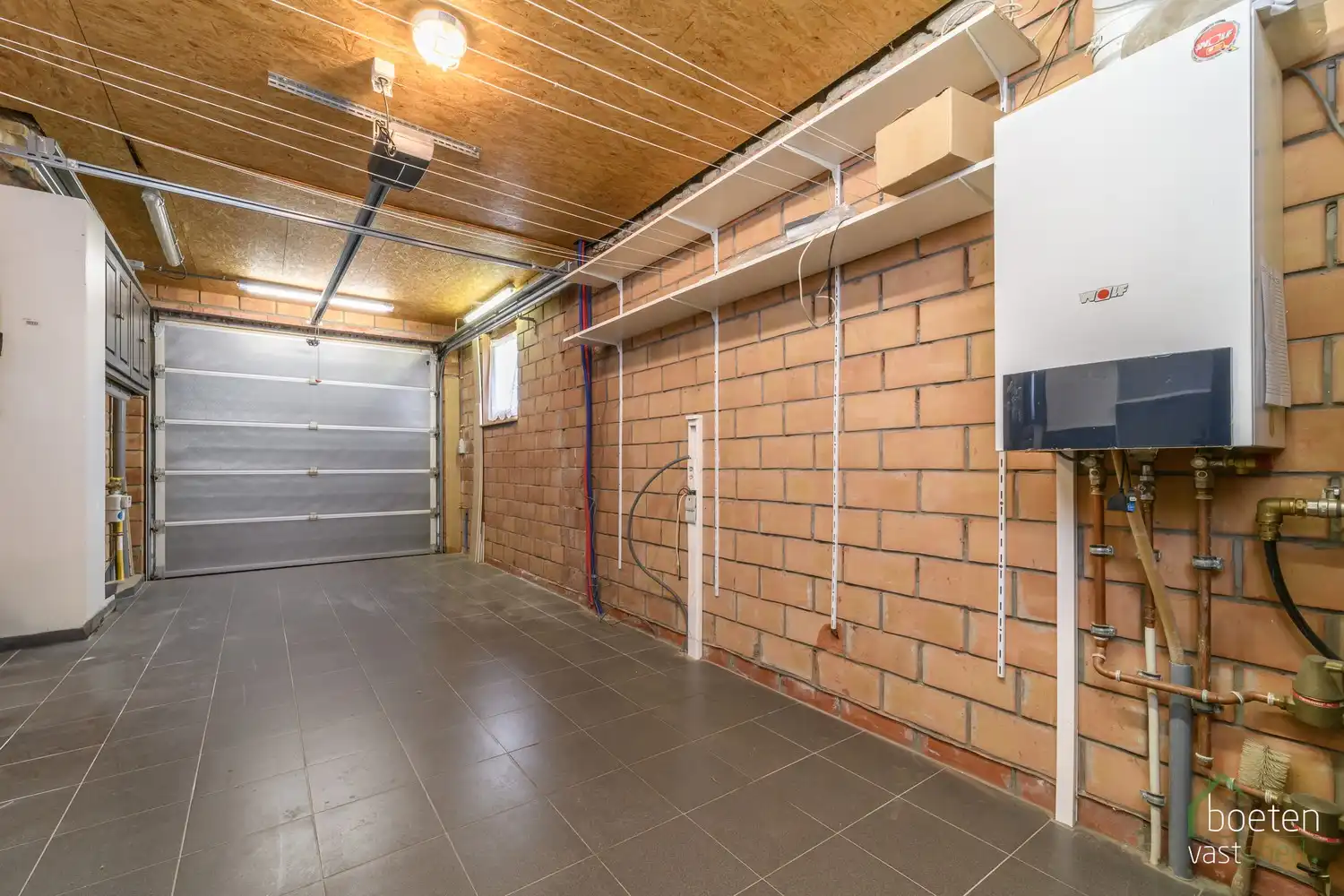 DE PANNE: Villahuis met 4 slaapkamers (waarvan 1 gelijkvloers), bureauruimte, 2 badkamers en ruime tuin op 1.250m² totale grondopp. foto 14