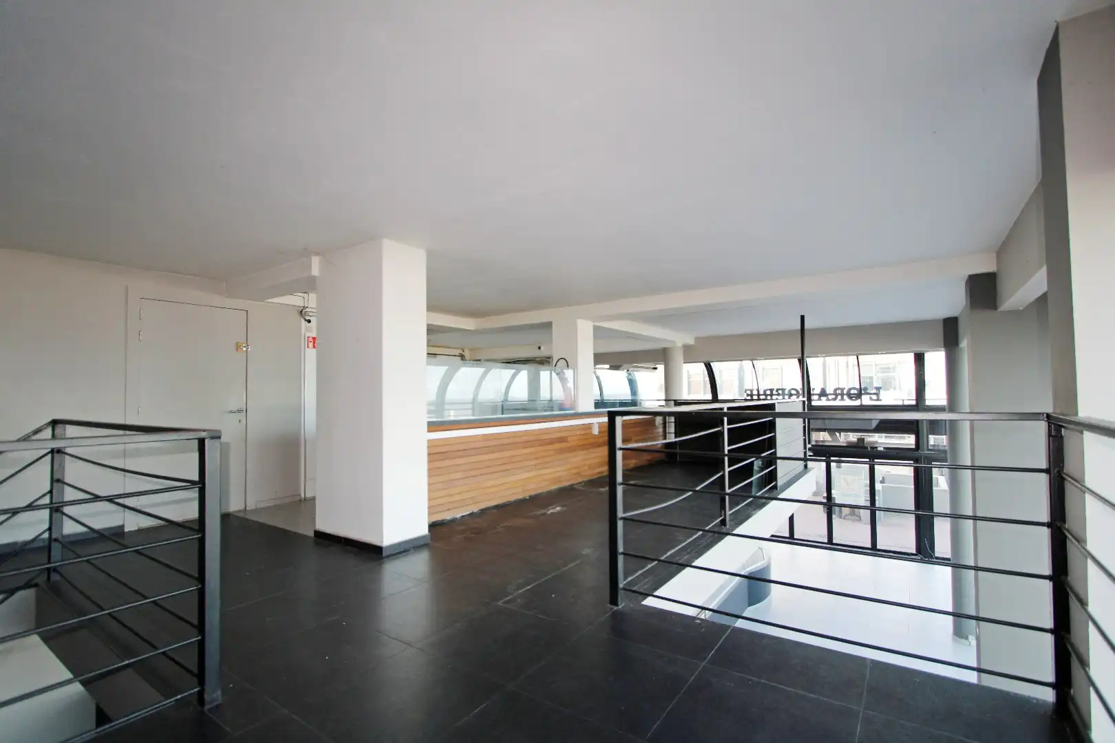 HOEK horecapand op Van Bunnenplein 12 Knokke te huur foto 19