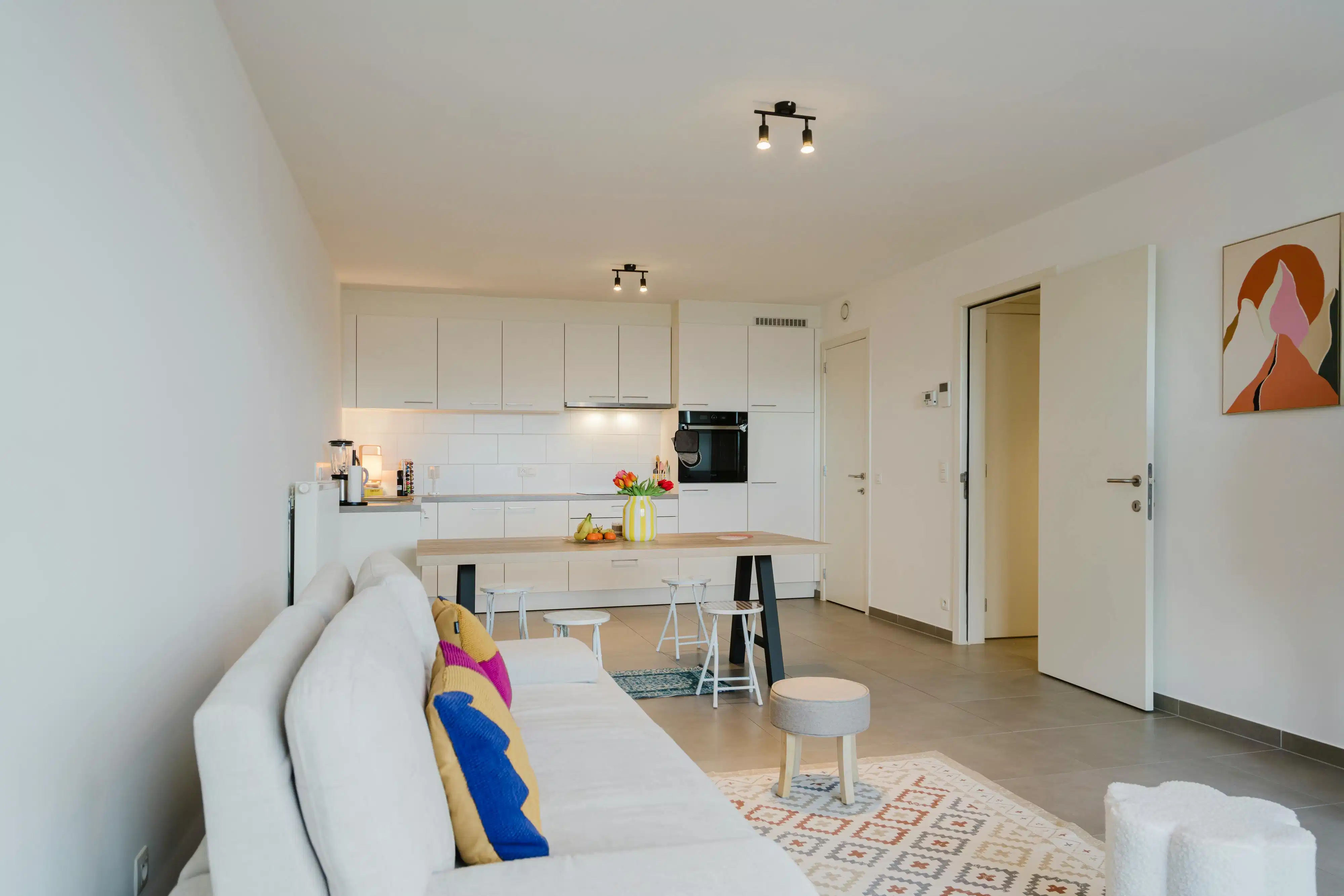 Instapklaar appartement met 1 slaapkamer te koop in Harelbeke foto 2