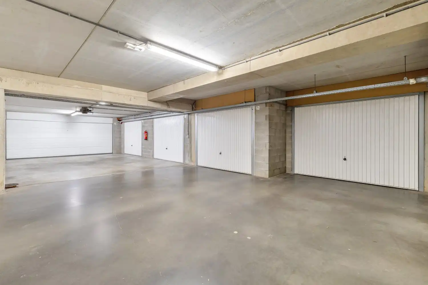 Ruim, licht en zorgeloos wonen in het hart van Lanaken! foto 30