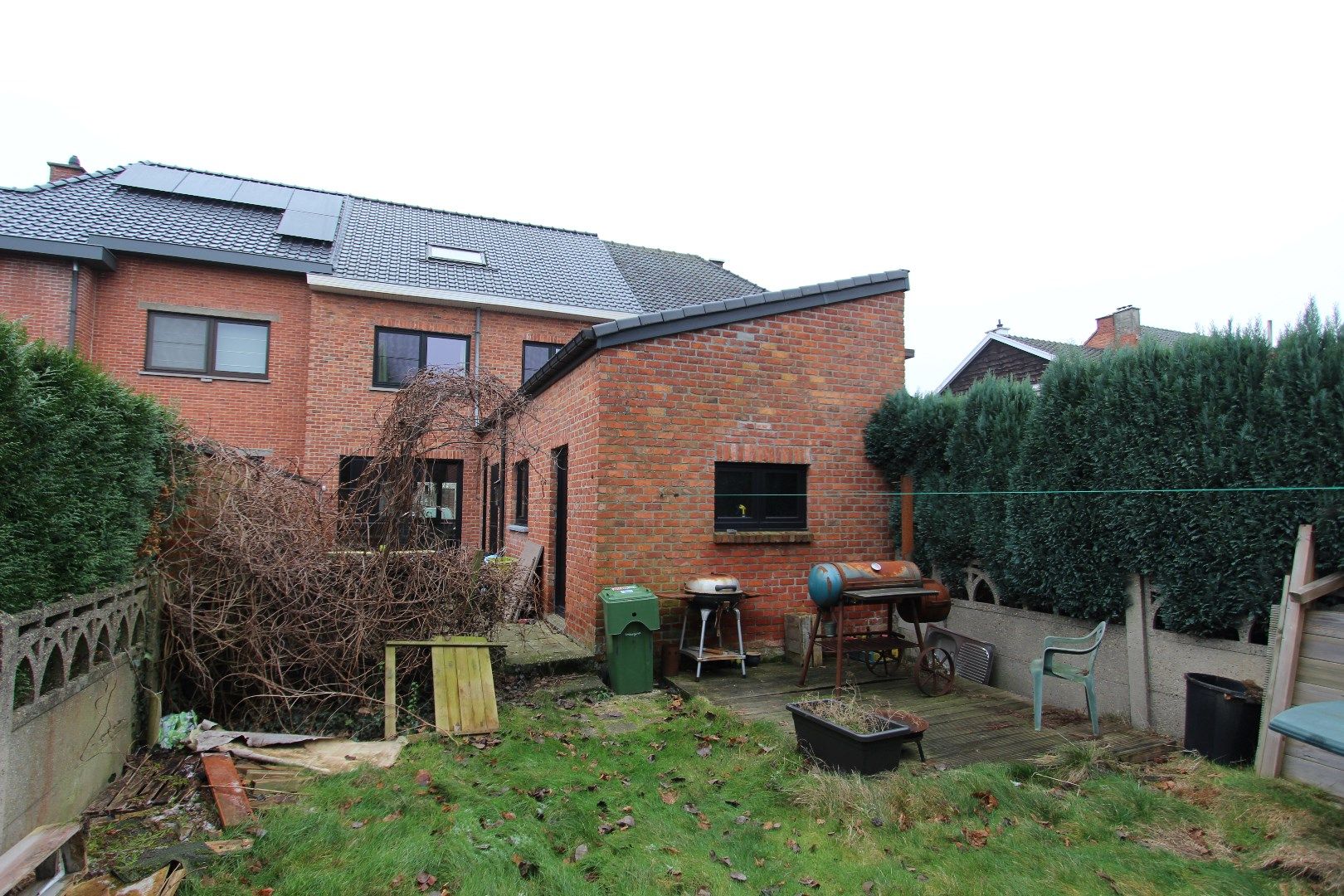 Grondig vernieuwde woning - stadsrand Tongeren foto 17