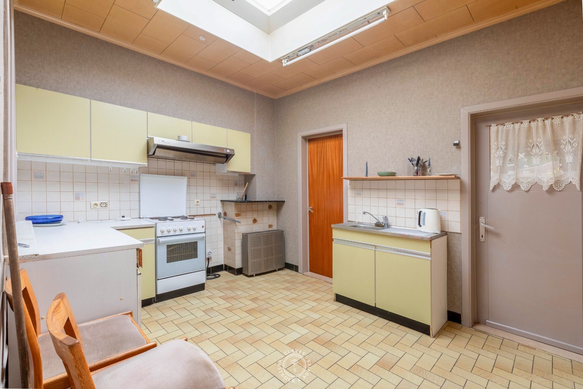 Betaalbare stadswoning met tuin en potentieel – ideaal renovatieproject foto 5
