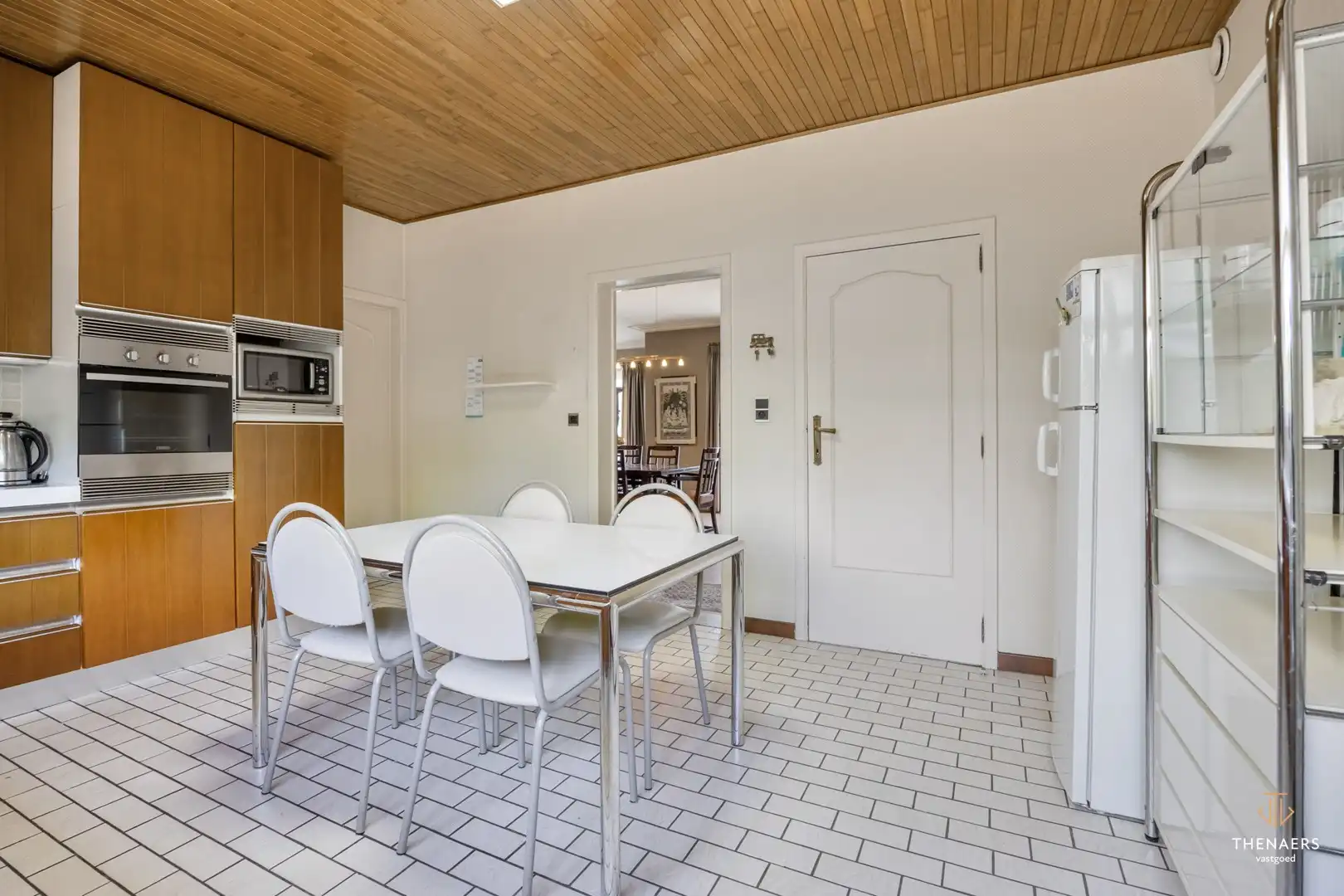 Statige villa met gelijkvloers wooncomfort op een toplocatie in Zonhoven. foto 12