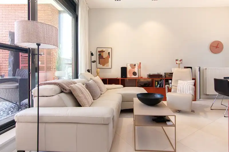 Luxueus ingericht appartement met 2 slaapkamers in de gezelligste straat van Genk foto 7
