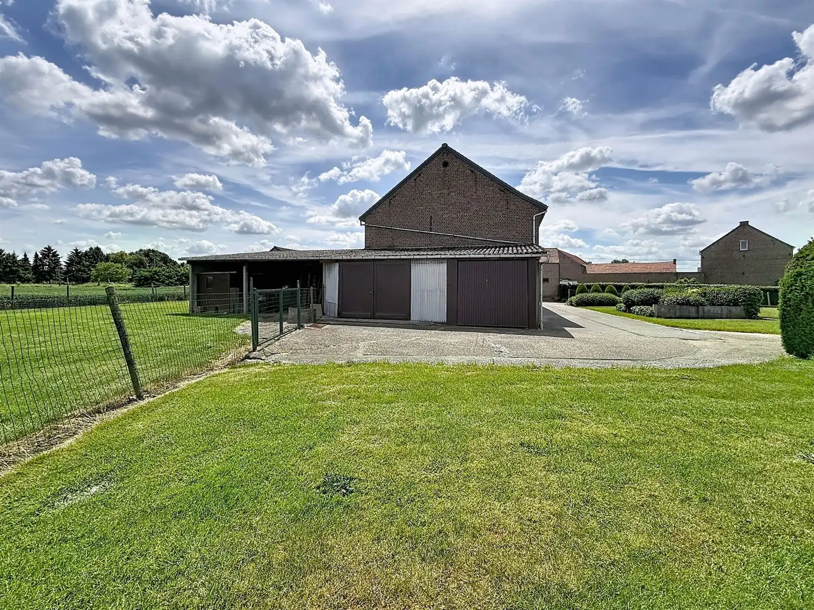 Voormalige hoeve met aanbouw en tuin, 26a 01ca foto 42