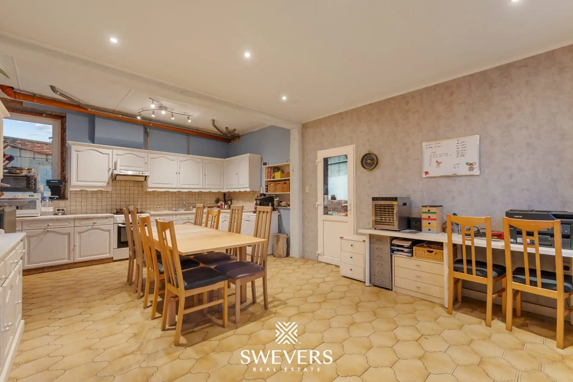 Woning met renovatiepotentieel, 3 slpk, zolder en veel bergruimte foto 12