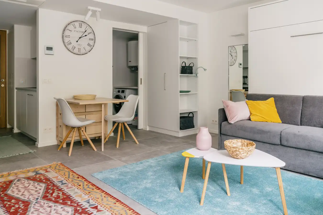 Gemeubelde studio met groene tuin op het Zuid foto 8