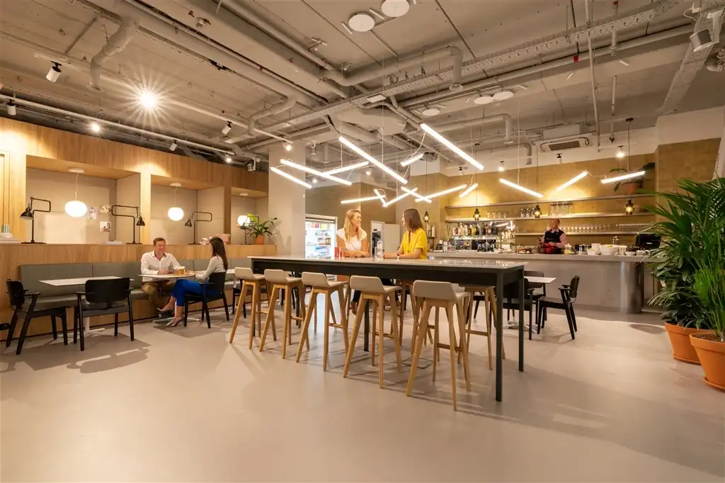 BUSINESS CENTER SPACES - Gaston Crommenlaan foto {{pictureIndex}}