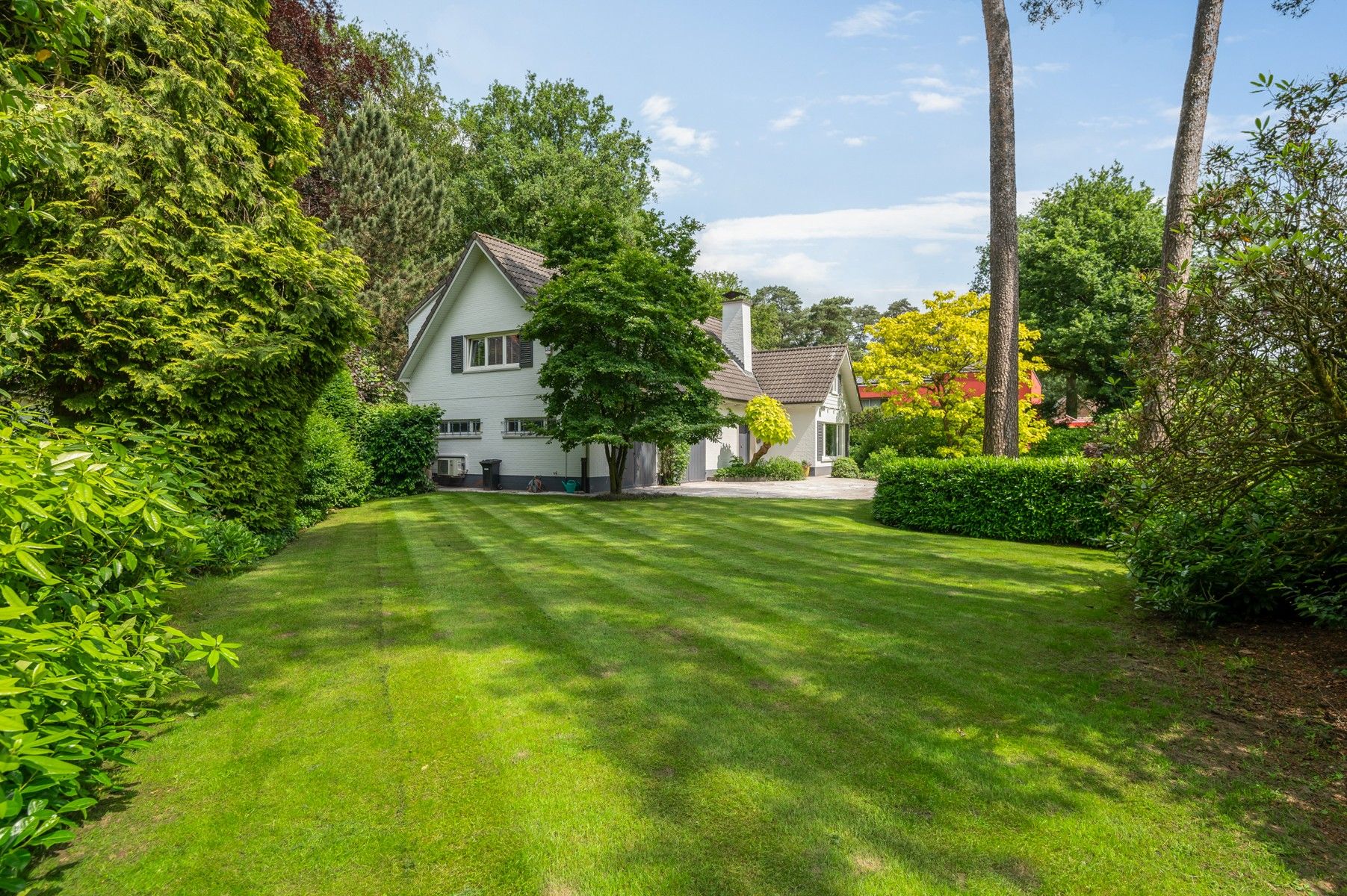 Luxueuze villa met 4 slaapkamers en verwarmd zwembad op een prachtig perceel van 2.100m² foto 15