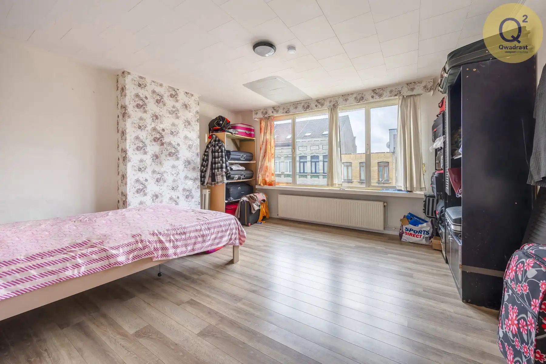 huis met 6 slpks, 2 badkamers, 2 keukens en stadstuintje foto 15