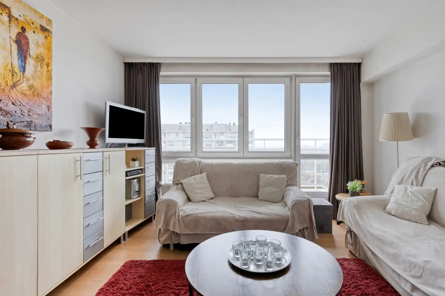 Instap klaar appartement 1 slaapkamer met prachtig uitzicht. foto 2