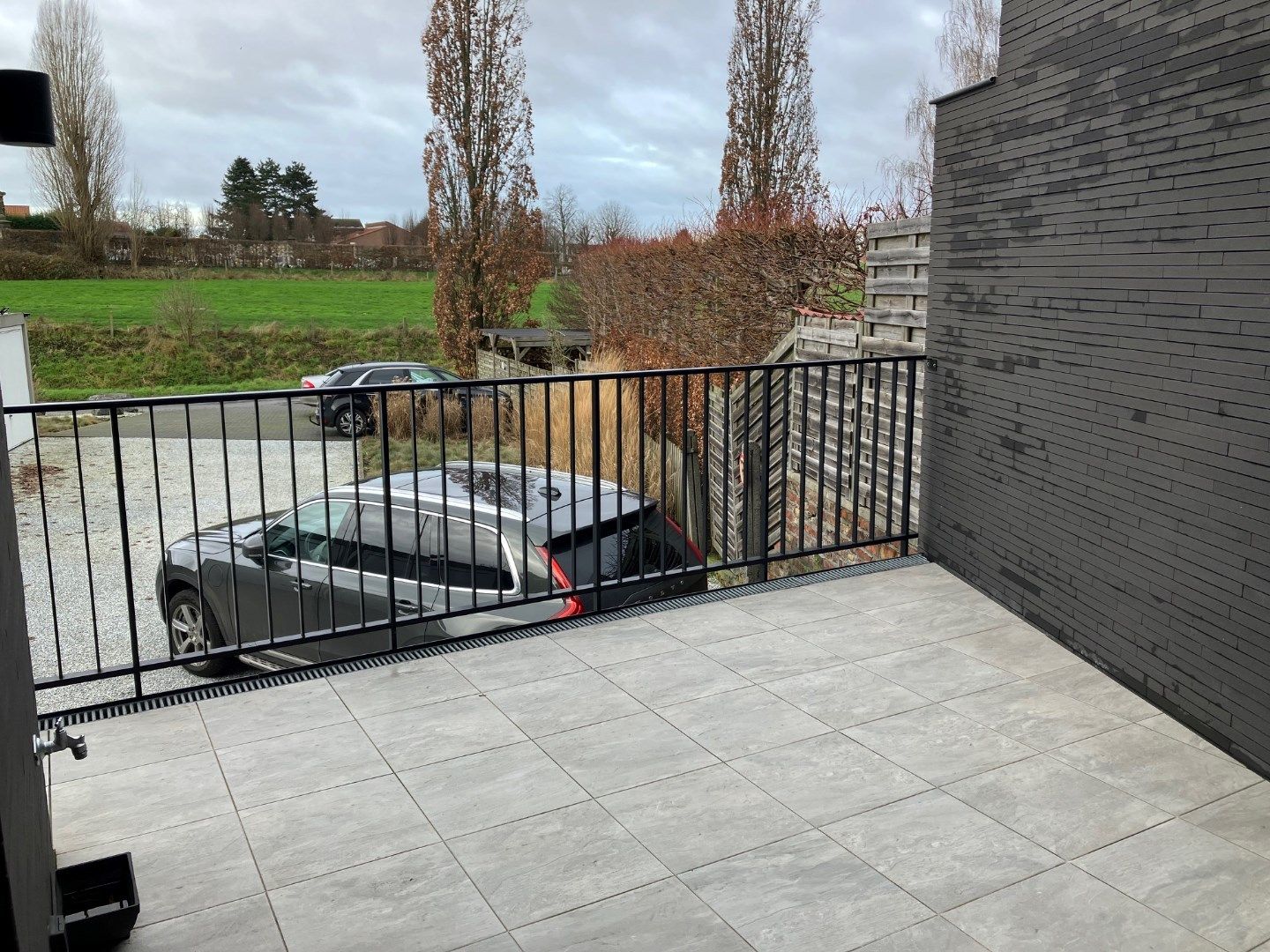 Recent appartement met garage in centrum Rekkem! foto 5