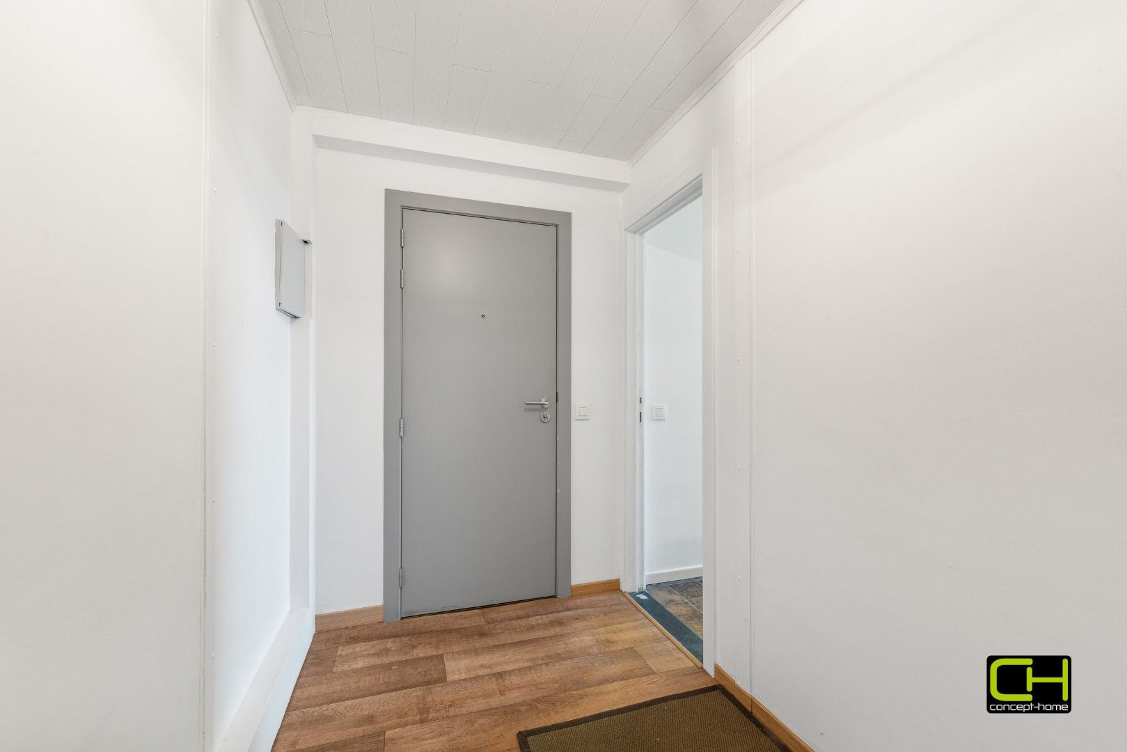 Lichtrijk appartement met 2 slaapkamers en garage te koop in Lievegem foto 6