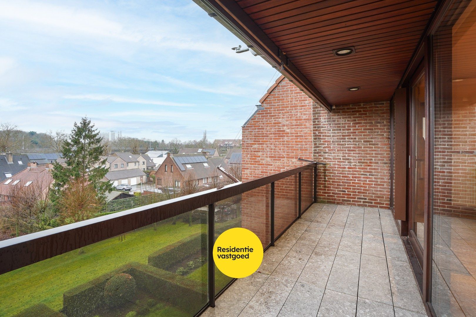 Ruim app met 2 slpks en zonnig terras te Kristus Koning foto 4