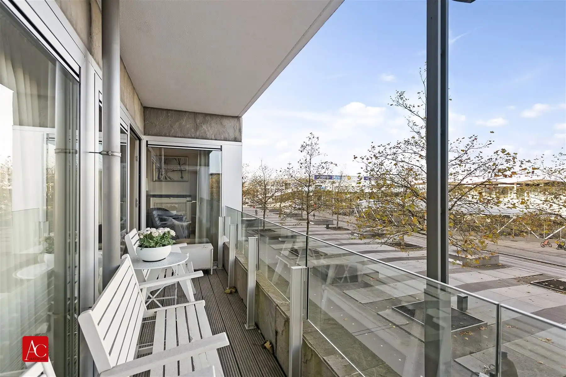 Appartement 1ste verdieping met ondergrondse garage foto 24