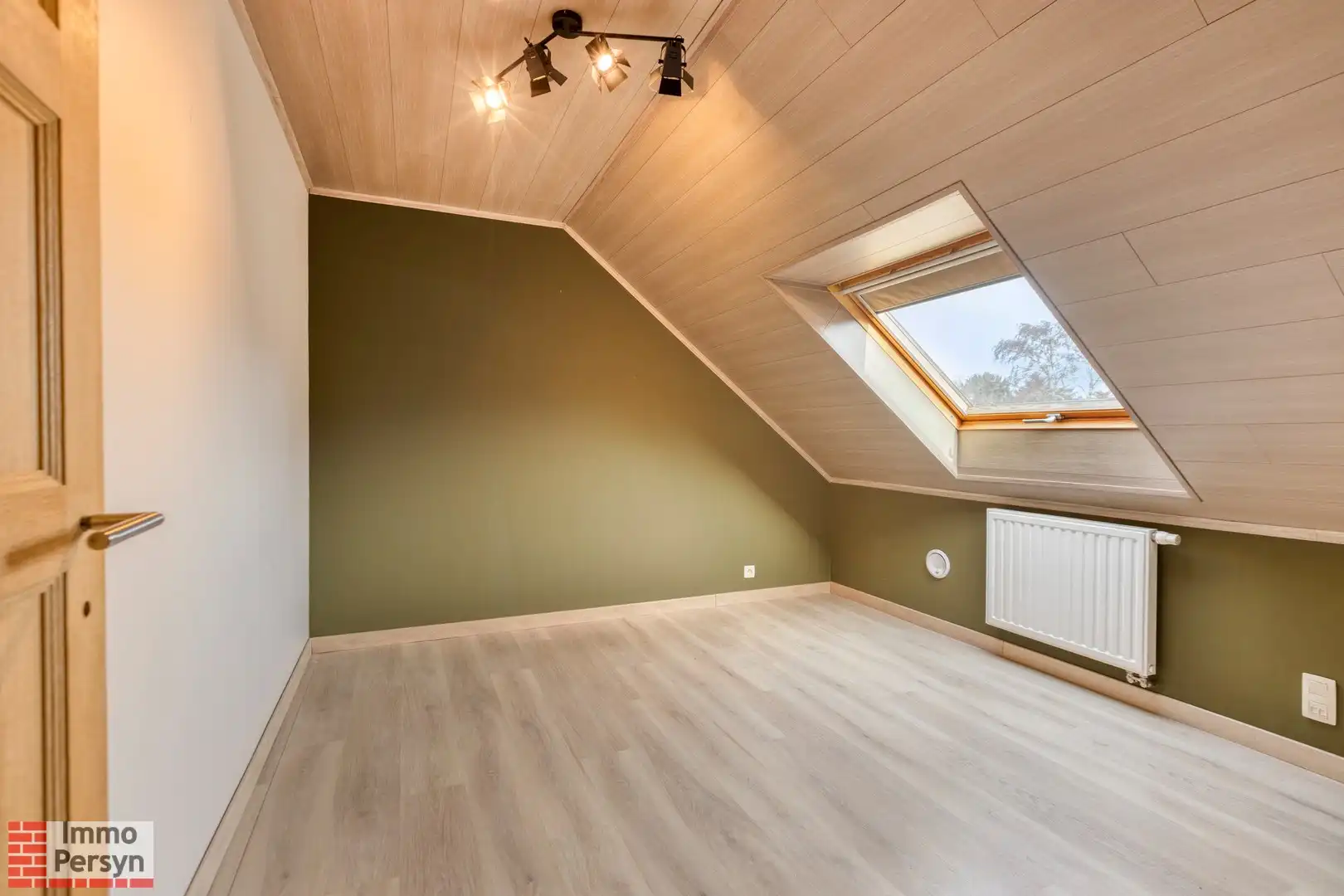 Verrassend ruime en energiezuinige halfopen bebouwing met polyvalente mogelijkheden in Bekkevoort foto 12