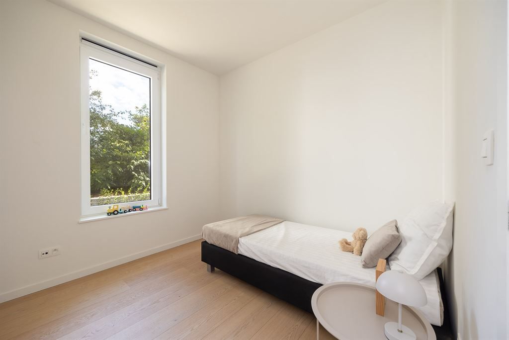 Luxueus gelijkvloers app met ruime tuin foto 17