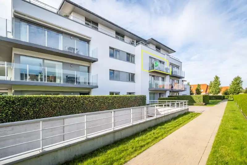 Domein "ELZENHOF" foto 11