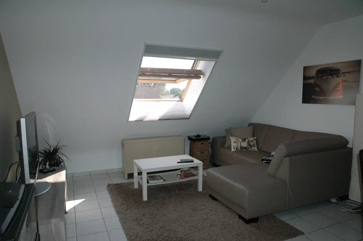 Knus appartement in dorpskern van Neeroeteren met autostandplaats! foto 2
