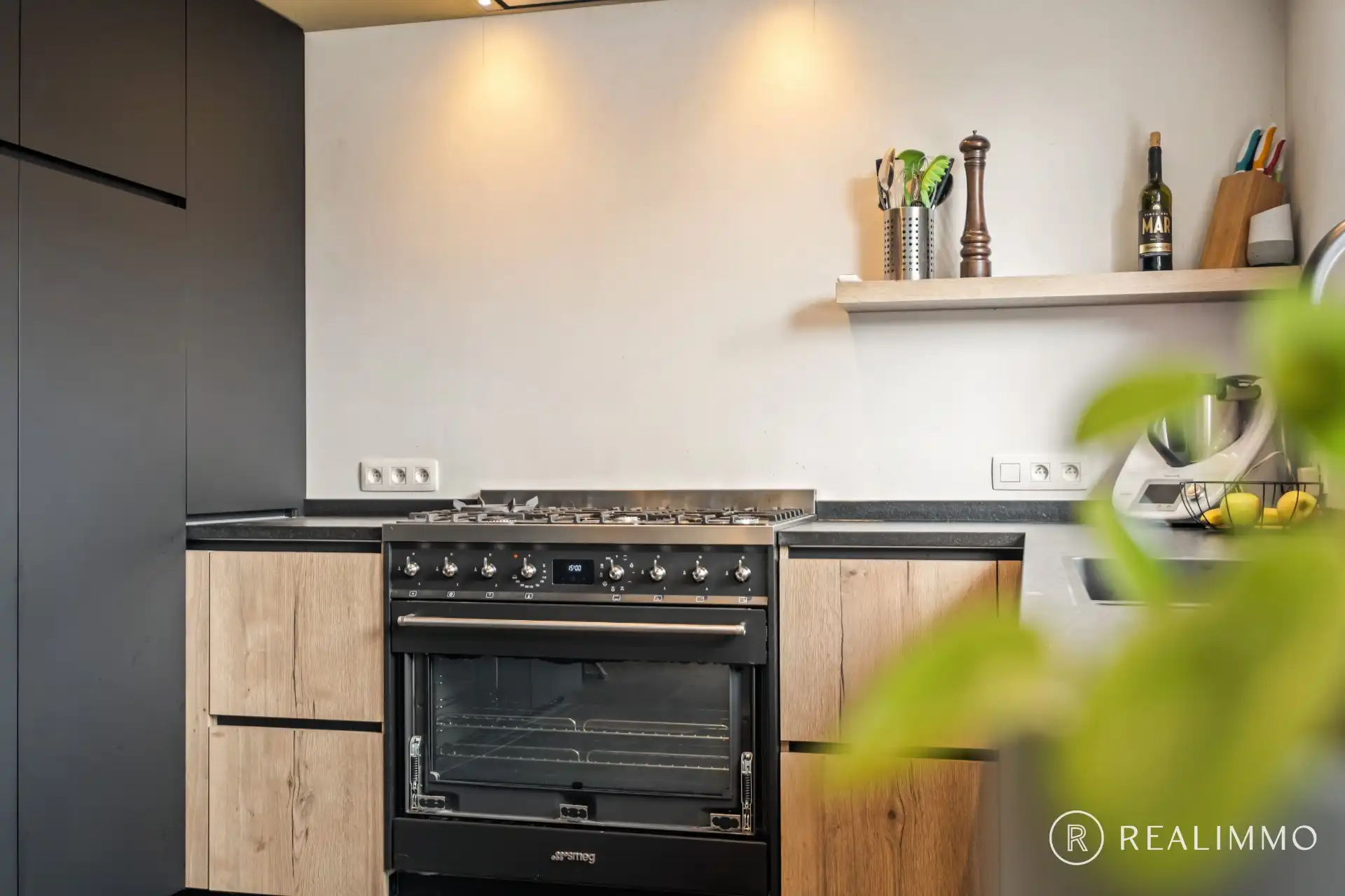 Gerenoveerde woning met 5 slaapkamers in Desselgem foto 9