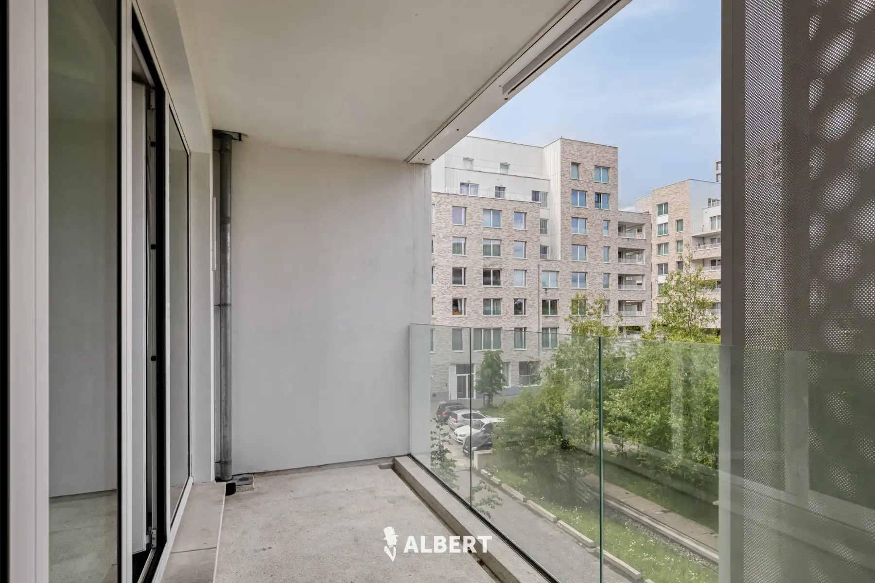2 slaapkamer appartement met terras en parking foto 11