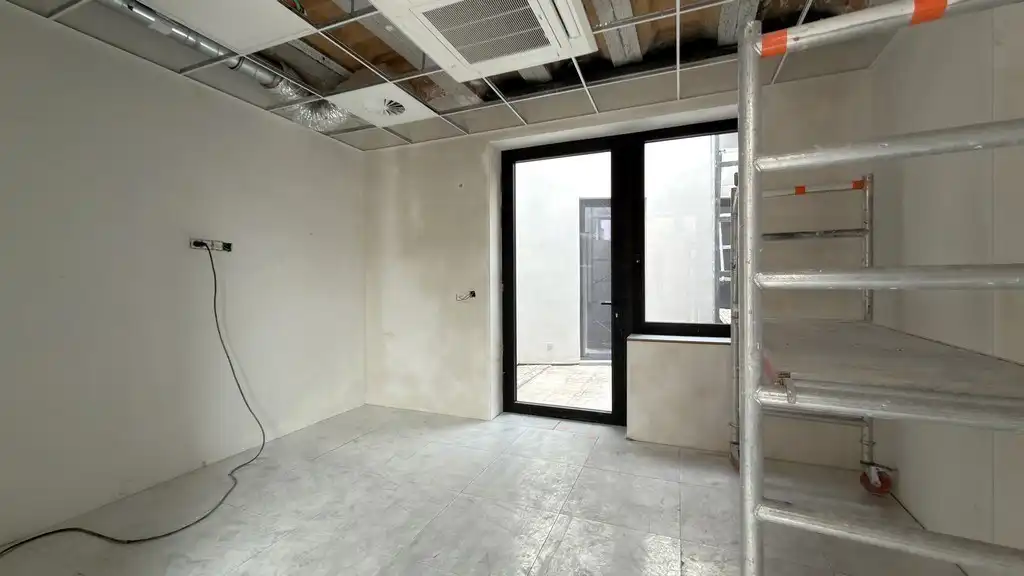 Kantoor te huur in gerenoveerd hoekpand met topligging op Meir Antwerpen foto 10