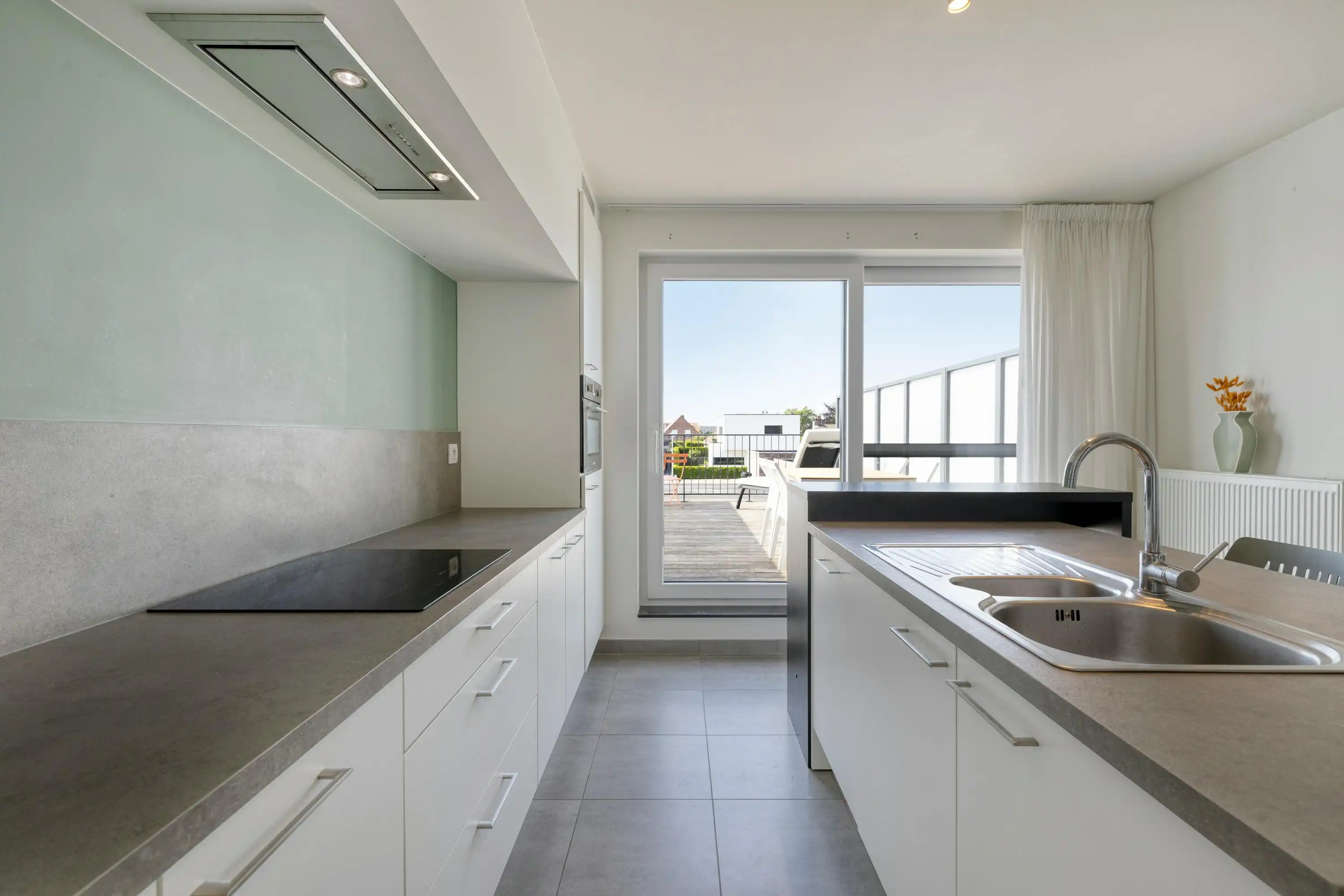 Gezellig instapklaar appartement met 1 slaapkamer en terras foto 13