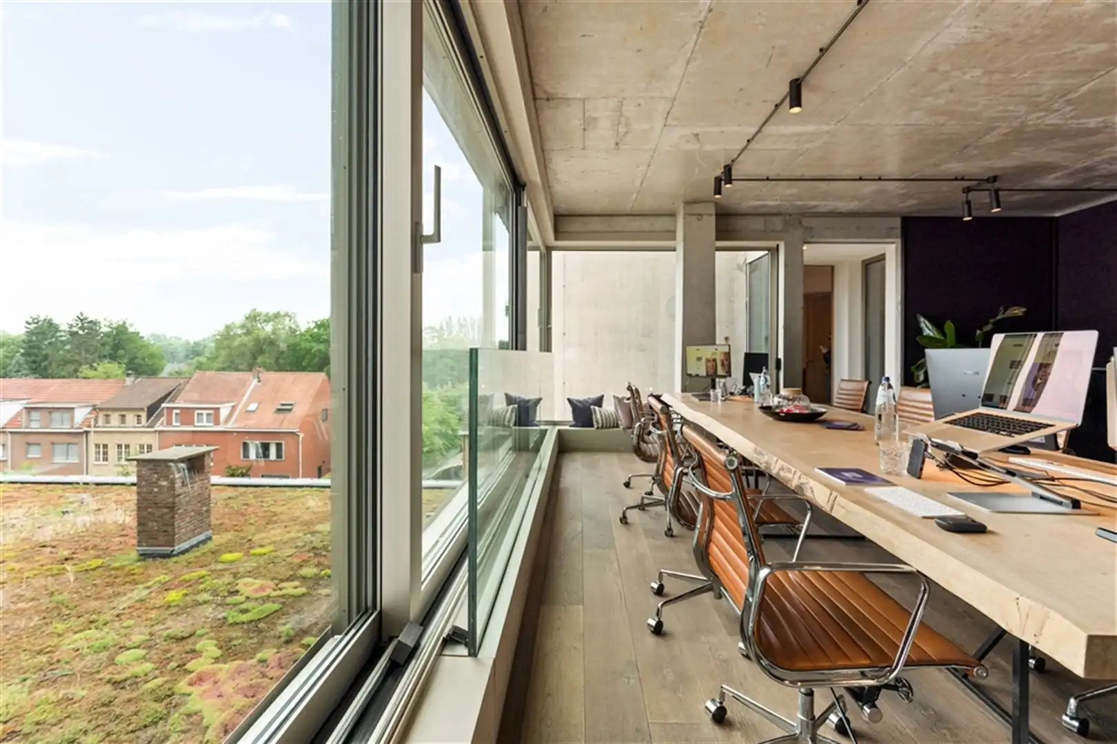 Atypisch landmarkpand te koop op de Kanaalsite van Axel Vervoordt foto 6