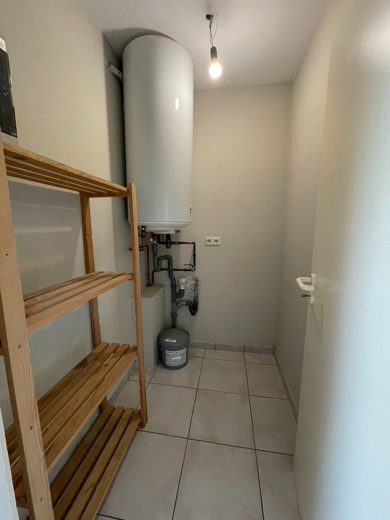 2 slaapkamerappartement in centrum Halle foto 9