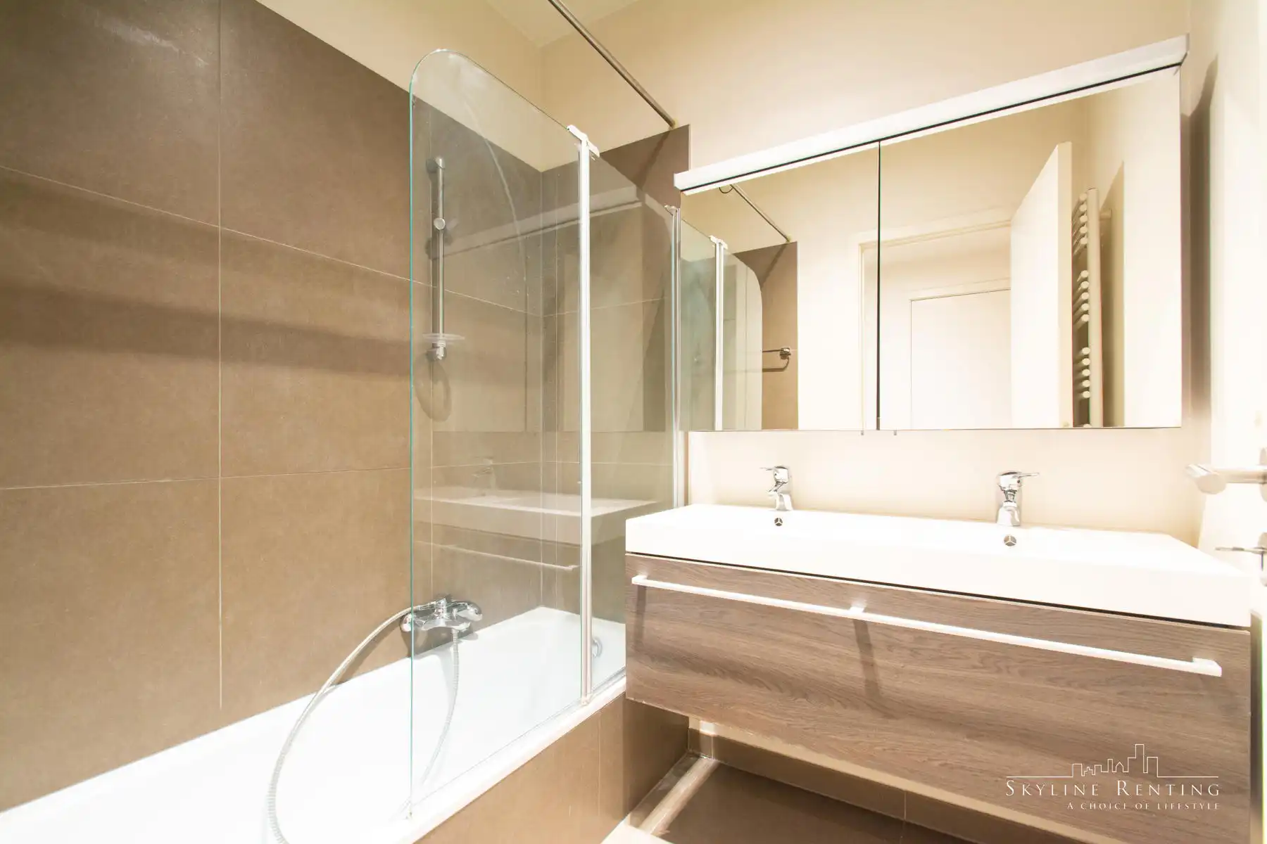 Mooi gemeubeld 2-kamer app. met prachtige TERRASSEN foto 9