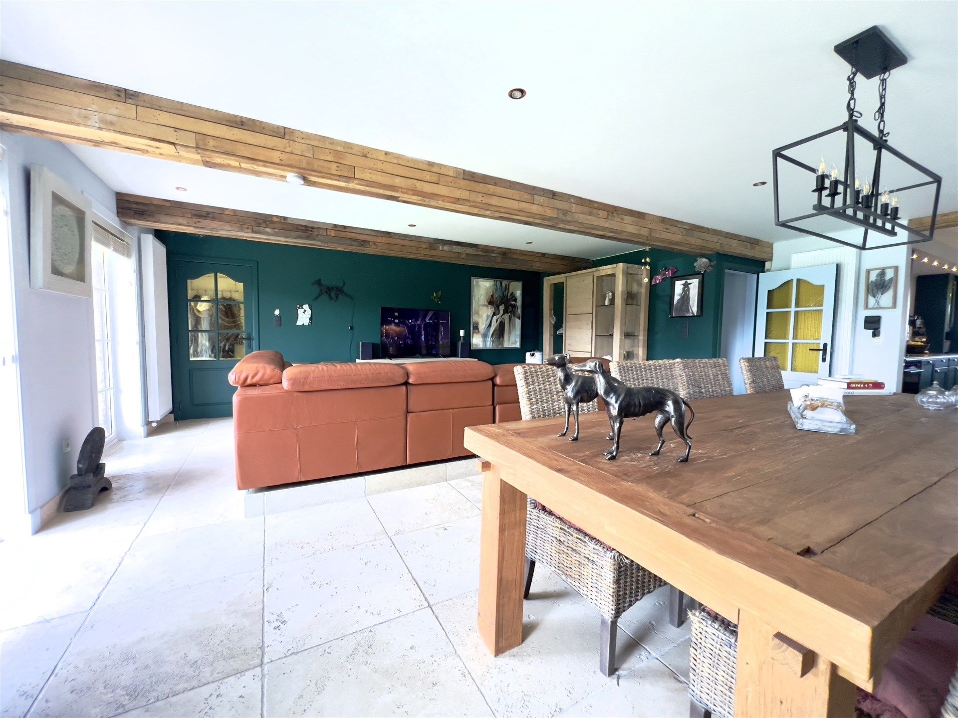 Ruime, Instapklare woning met zicht op velden in Bredene foto 16