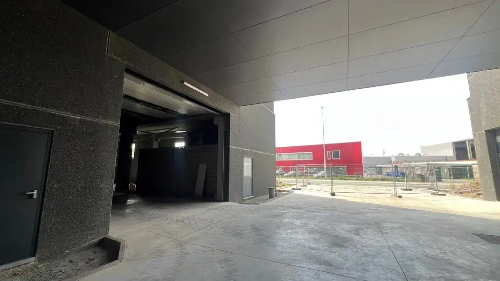 Nieuwbouw magazijn te huur in Pantserschipstraat in Gent foto 6