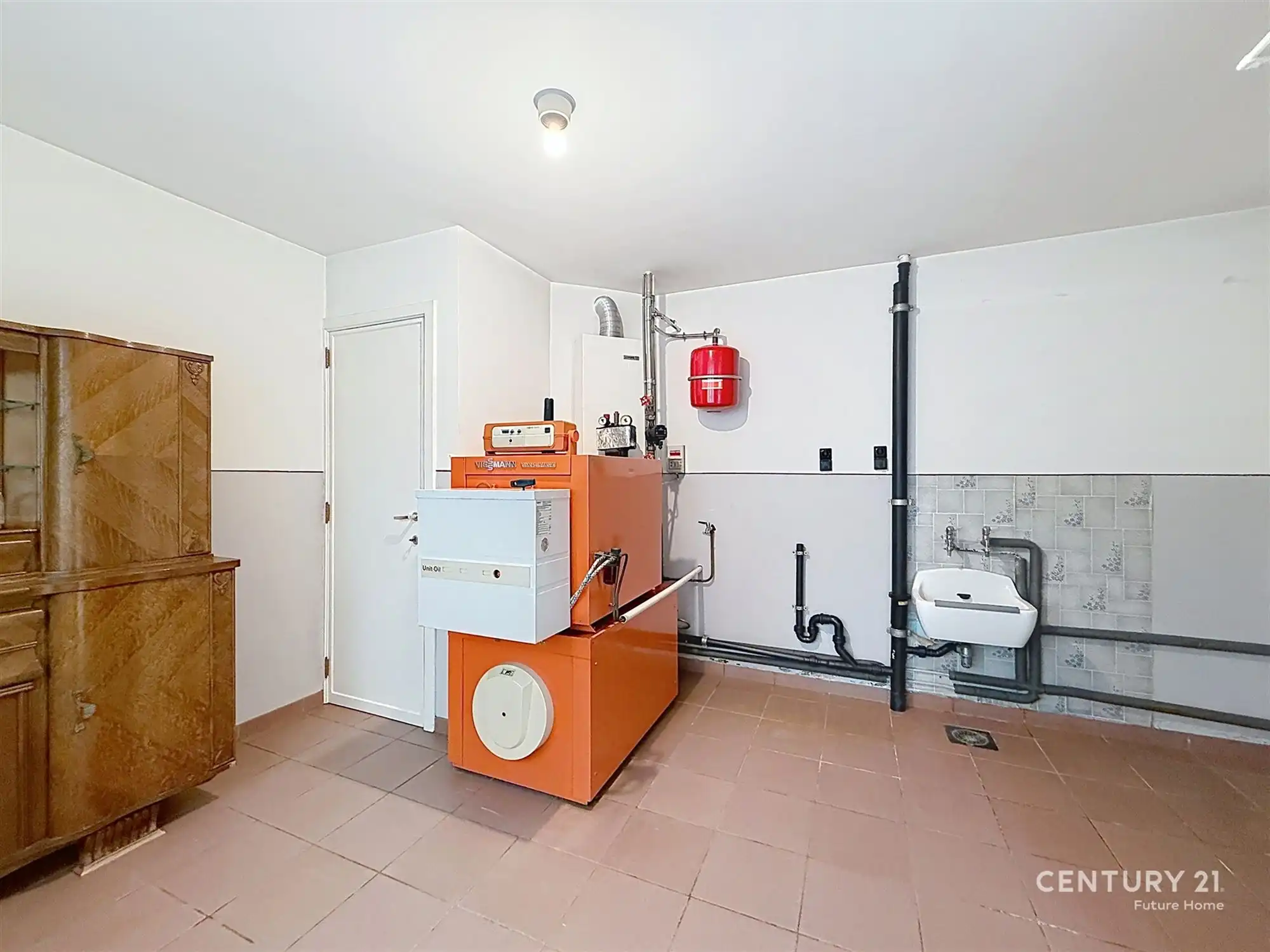 Goed onderhouden woning met veel potentieel foto 12