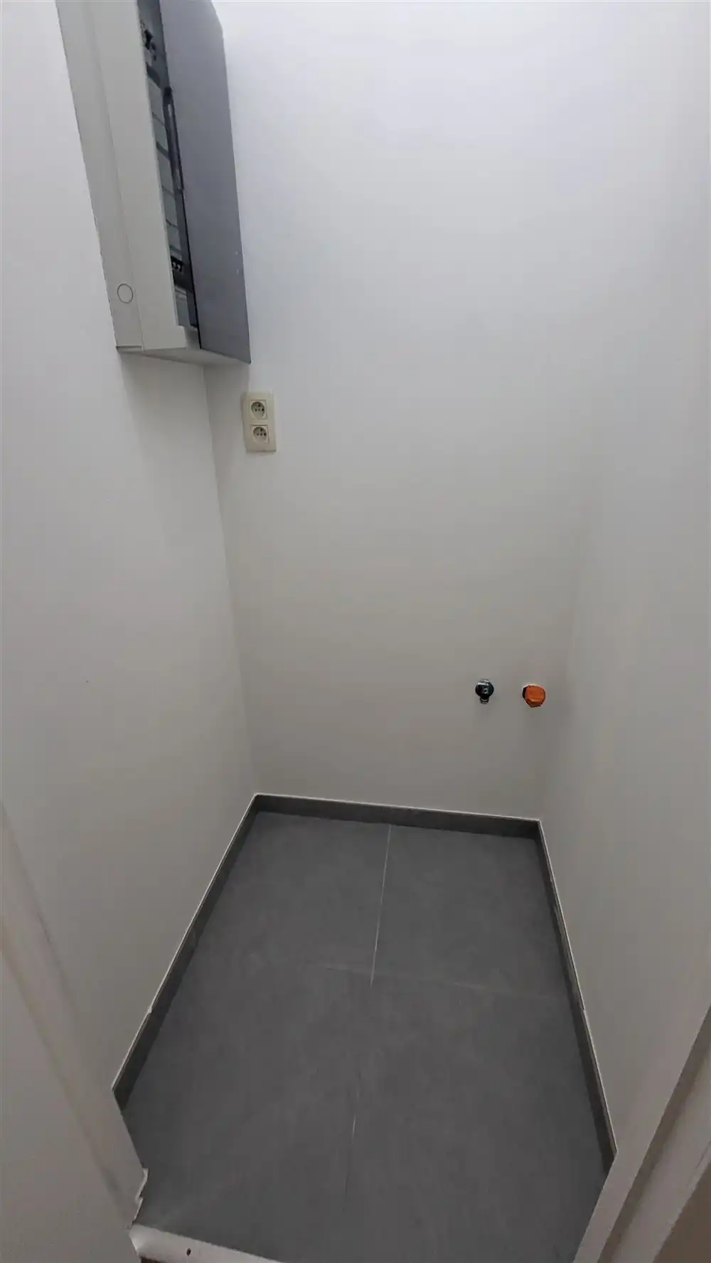 Ruim en opgefrist 2-slpkr appartement foto 7