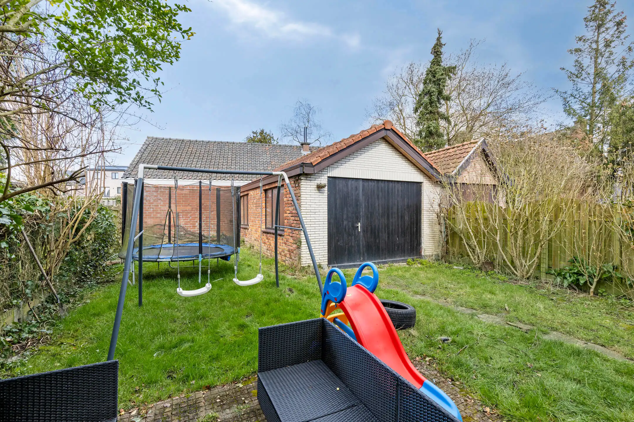 Woning op uitstekende locatie! foto 2