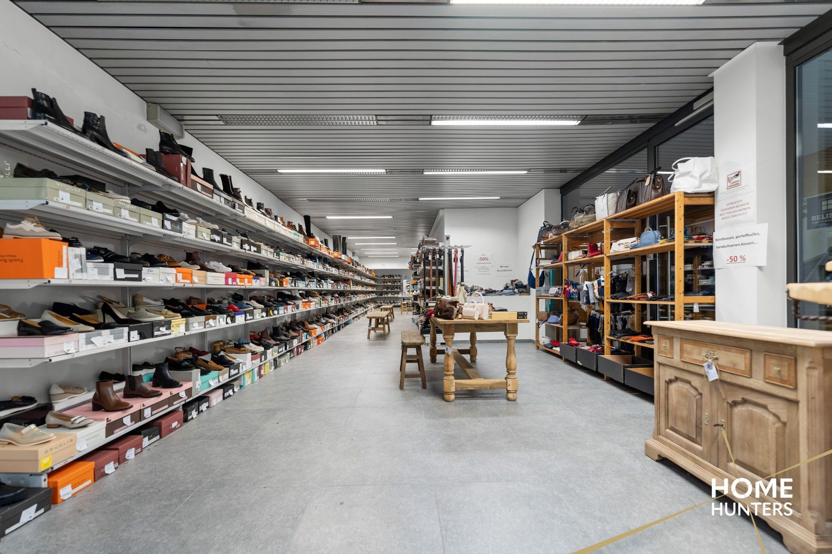 Ruime kantoorruimte 134 m² pal in het historische stadscentrum van Ieper foto 10