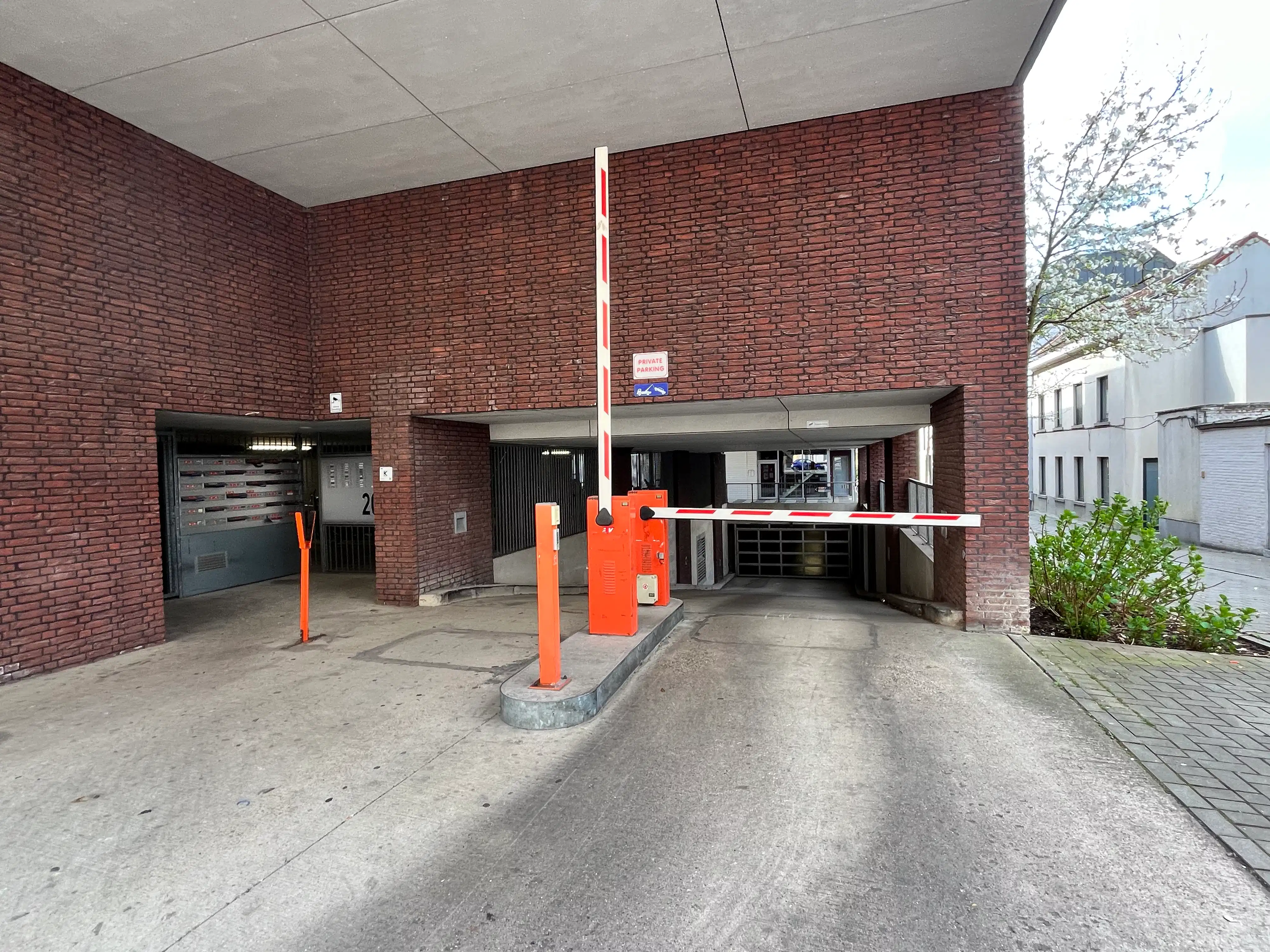 Ruime ondergrondse parkeerplaats te koop in hartje Leuven – Residentie Cartijenveld foto 3