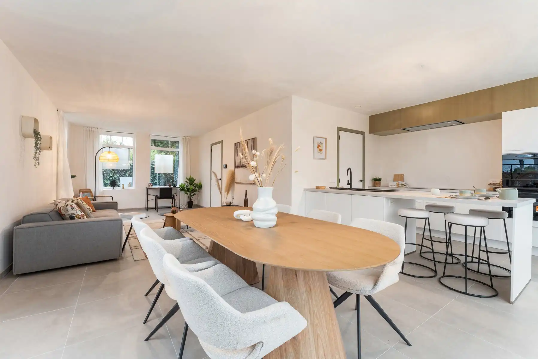 Halfopen nieuwbouwwoning foto {{pictureIndex}}