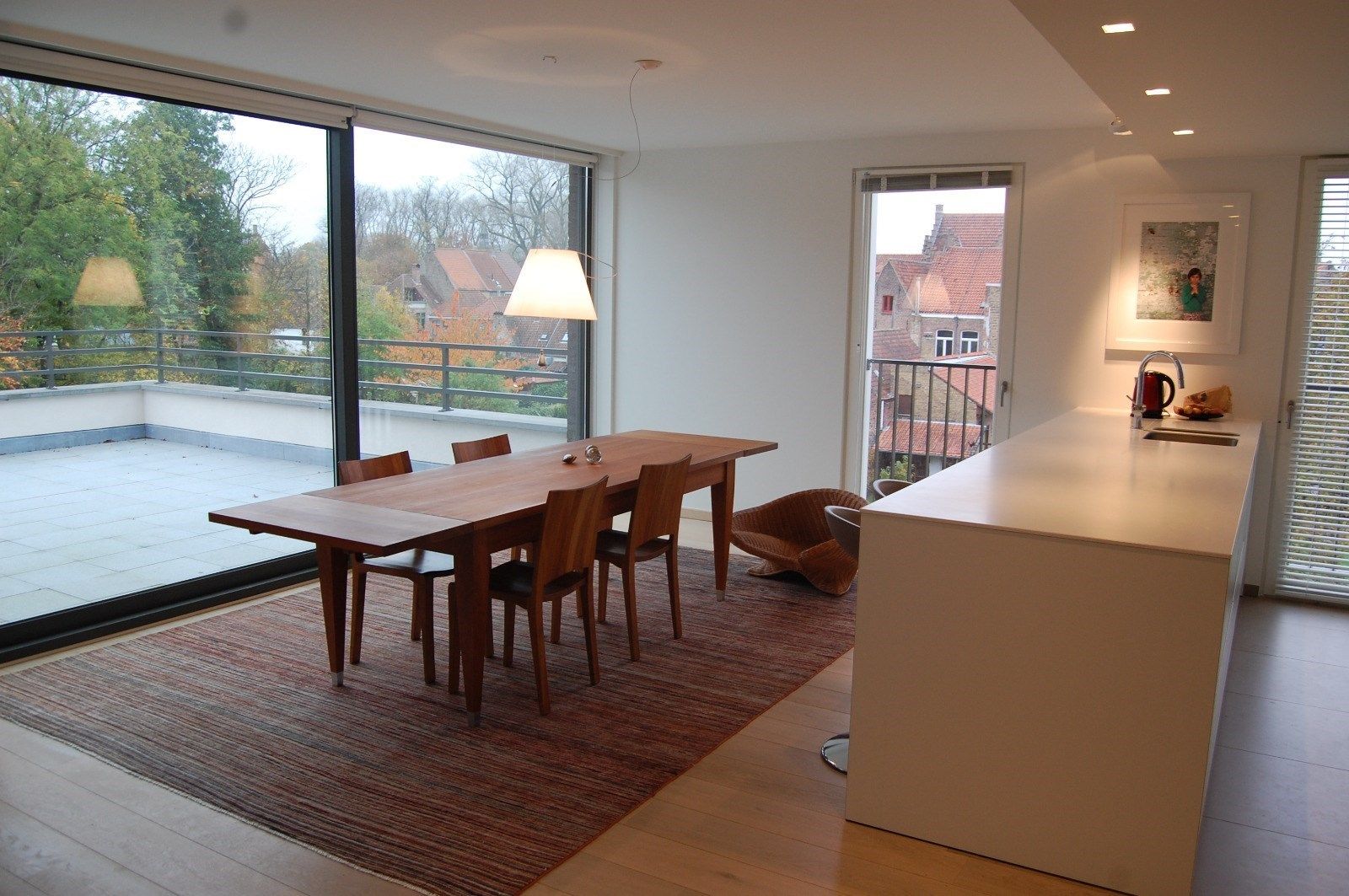 Exclusief appartement op een toplocatie in hartje Brugge met veel licht en mooi uitzicht. foto 6