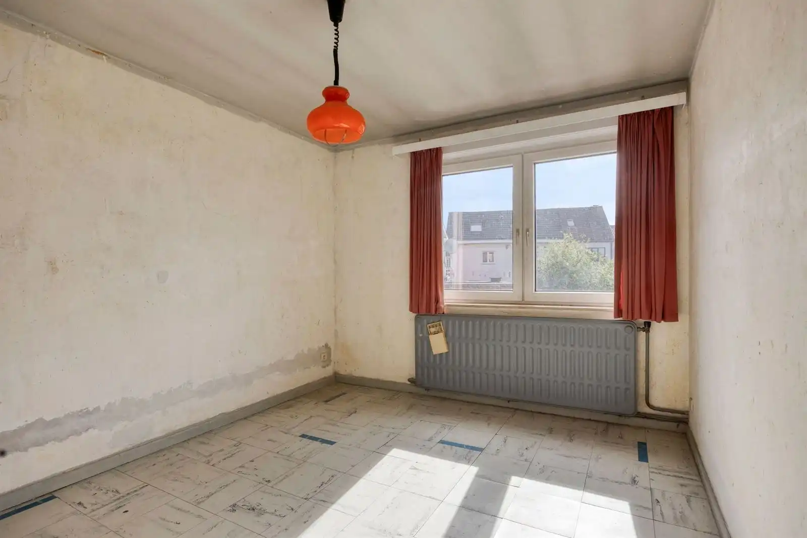 Woning met garage (aan de overkant) en 3 slaapkamers foto 22