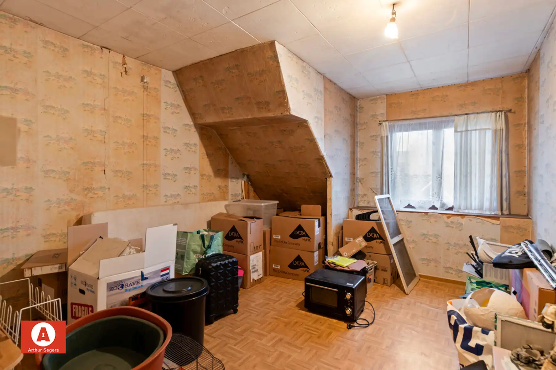 Te renoveren woning op centrale ligging in Lebbeke foto 11