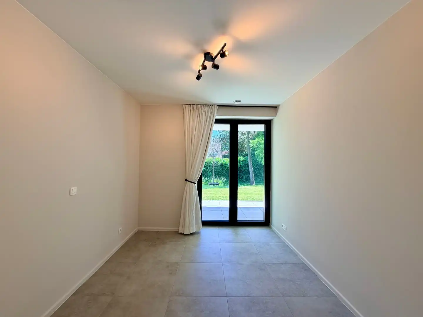 Modern appartement op toplocatie in Rumbeke! foto 10