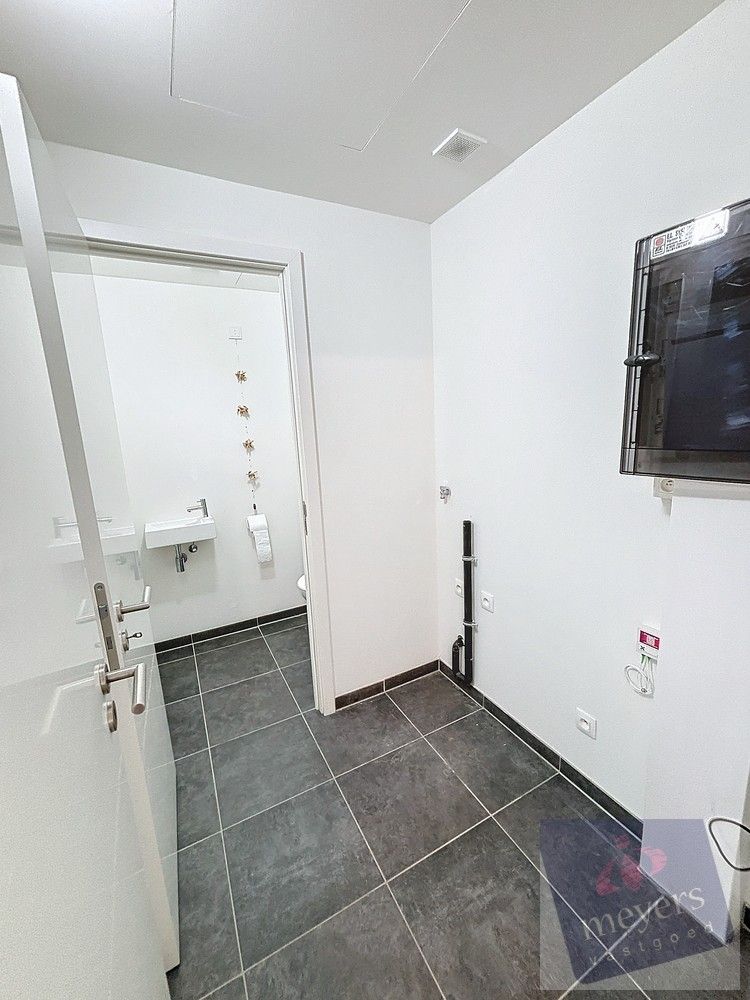 Stijlvol en zorgeloos wonen in hartje Hasselt – serviceflat in Residentie Ursulinenhof foto 15