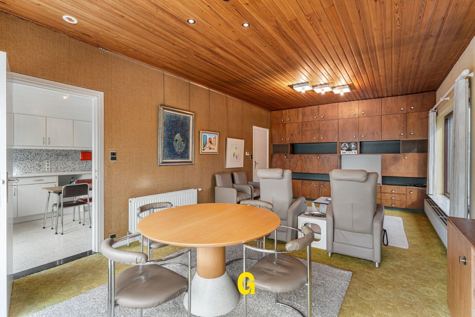 Vrijstaande split-level woning met zuid gerichte tuin op 14a 49ca, in een geliefde buurt vlakbij het centrum foto 9